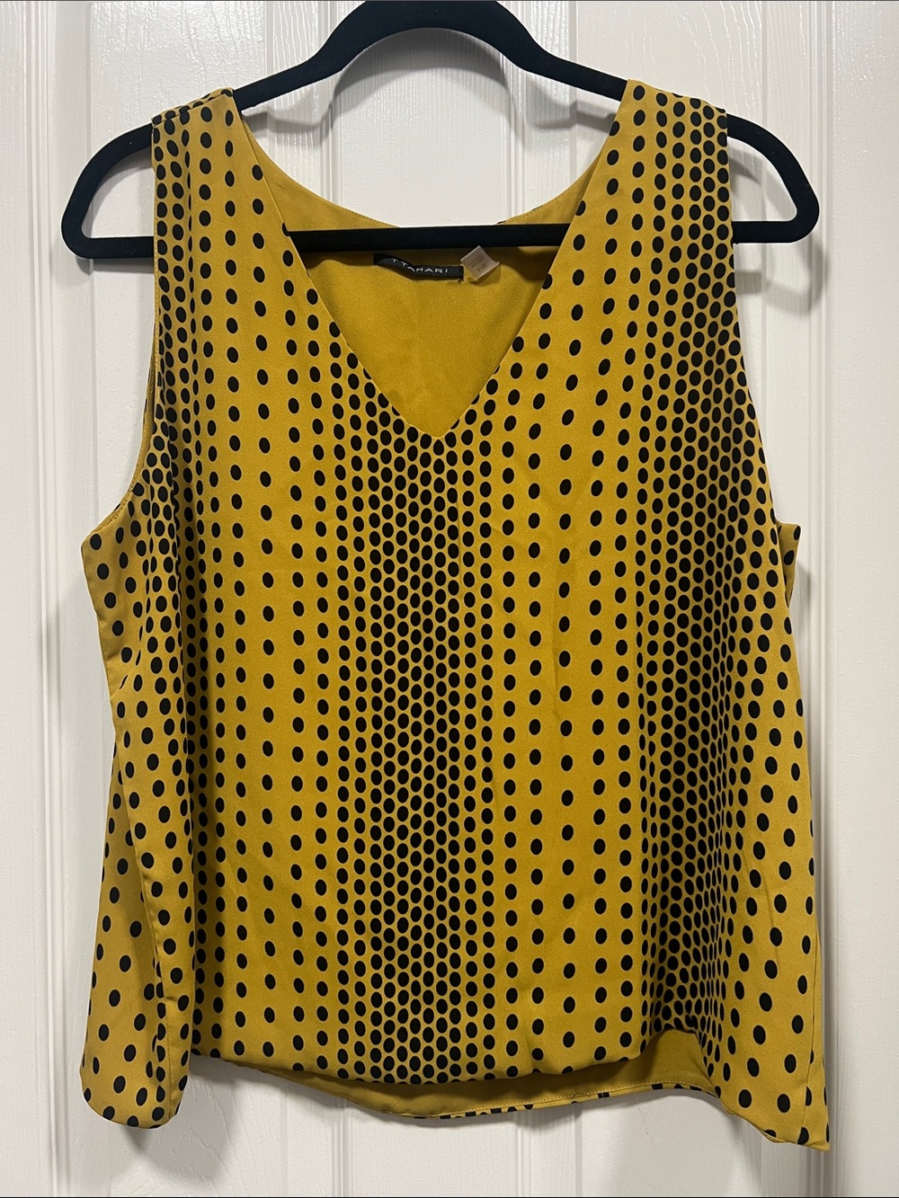 T Tahari Mustard and Black Polka Dot V-Neck Sleeveless Camisole